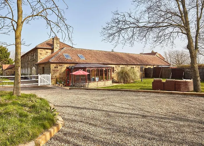 Host & - The Arches Brotton