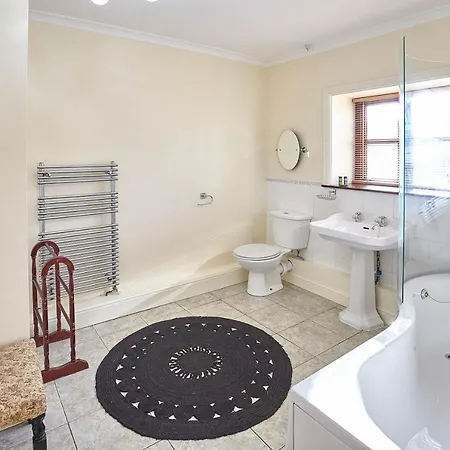 Prázdninový dům Host & - The Arches *