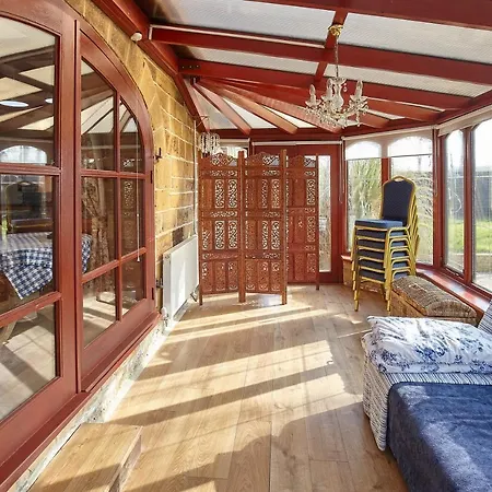 Prázdninový dům Host & - The Arches *